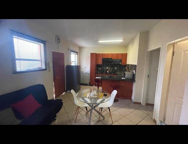 2 BEDROOM APARTMENT FOR SALE IN HATFIELD